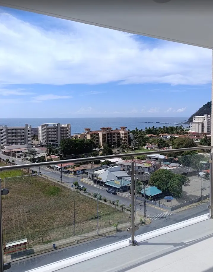 Exclusivo Condominio de 3 Habitaciones con Piscina y Vistas al Mar en Jacó - 1