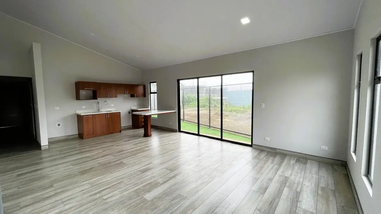 BEAUTIFUL HOME FOR SALE IN SAN RAMÓN, ALAJUELA - 3