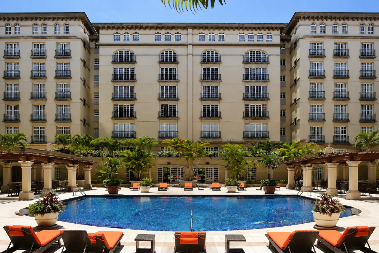 Sale & Rent / Costa Rica Luxury 2-BR, 3.5-BA Apartment in San Rafael, San José with Premium Amenities - 3