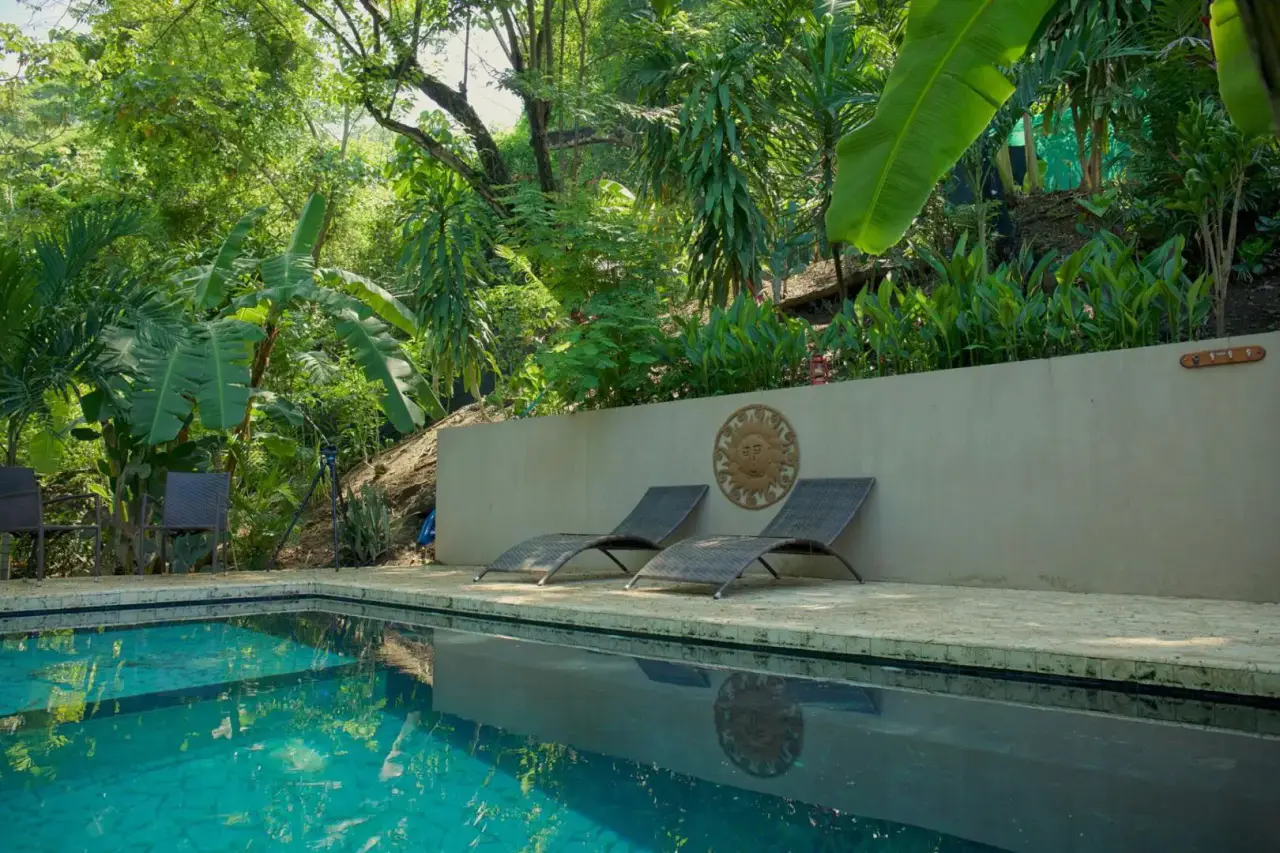 3 Independent Units, Pool & Tropical Gardens steps to the Beach in Mal País and minutes to Santa Teresa - 3