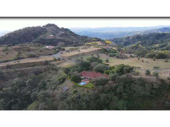 Venta Condominio Lomas del Valle Orotina - 5