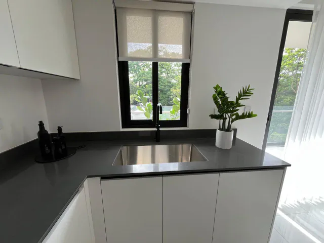 Apartamento Nuevo EN TORRE, Cerca de Todo, Con Vistas al Bosque y al Valle Central. 
