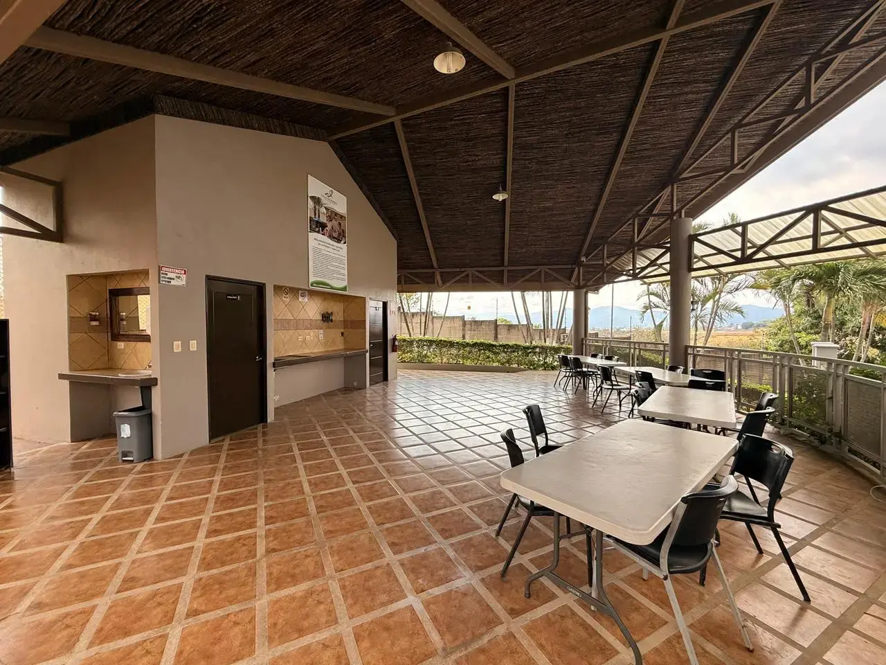Excellent 231 m² lot on Central Avenue in Grecia, Costa Rica - 5