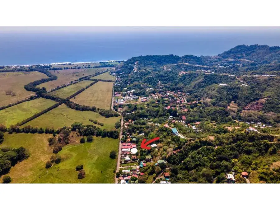 Lote en Calle Hermosa con todos los servicios listo para construir - 1