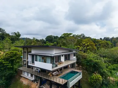 Brand New Luxury Oceanview Oasis in Bahía Ballena, Costa Rica - 5 Beds, Infinity Pool, Sunset Views 3