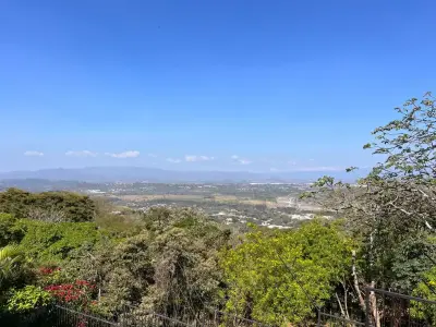 Elegant Two-Story Home with Pool and Panoramic Views in Las Cumbres, Brasil de Mora 3