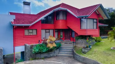 Exclusive Chalet-Style Home For Sale In Volio, San Ramón 1