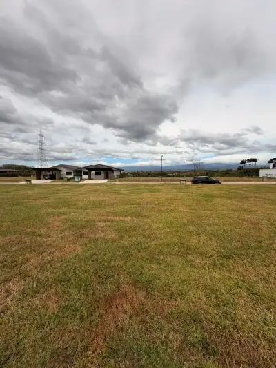 Lote en Residencial Las Macetas, Hacienda Los Reyes – La Guácima, Alajuela 1