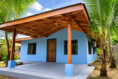 Casa en Quebrada Amarilla, con exuberante jardín y patio. 2