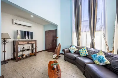 Rare Opportunity in Jacó’s Only Oceanfront Gated Home Community 4