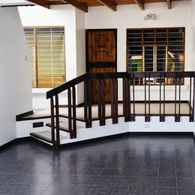 Maison à vendre à Cartago près du Palais de Justice 2