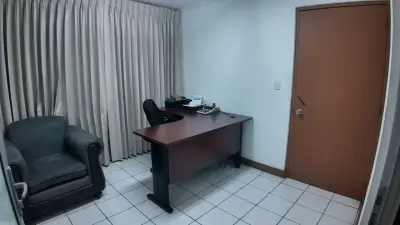 Alquiler comercial Sabana Sur 2