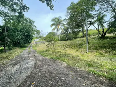 For Sale: Quinta in Turrucares Alajuela 1