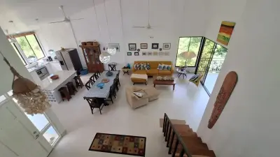 Casa de lujo lista para entrar a vivir en la comunidad cerrada de Garabito: 3 dormitorios, piscina y acceso a la playa. 4