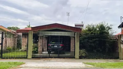 Casa En Venta En Buenos Aires, Palmares 4