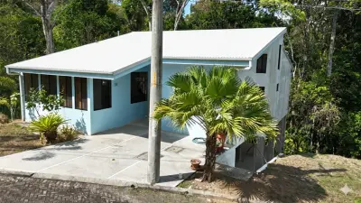 Casa de lujo lista para entrar a vivir en la comunidad cerrada de Garabito: 3 dormitorios, piscina y acceso a la playa. 1