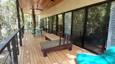 Retiro en la selva generador de ingresos, 2 casas en Santa Teresa 1