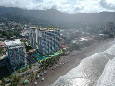 The Coastal Point: Luxury 3-Bed Beachfront Ocean View Condos in Jacó 5