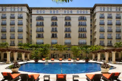 CORTIJO LOS LAURELES | Luxury Apartments & Suites with Hotel-Style Services, Escazú, San José