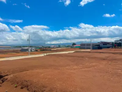Terreno Residencial en Grecia, Alajuela: Potencial para su Hogar o Inversión 2
