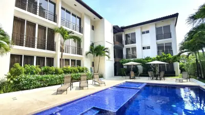 Charming Apartment for Sale in La Floresta, Herradura 1
