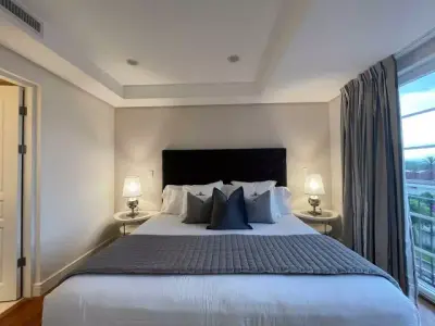 Modern 3-Bedroom Apartment with Gym and Pool in Escazú, San José 3