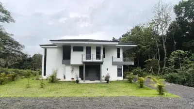 The Hidden Creek Villa: Melodía de la naturaleza, elegancia moderna y el encanto del café en la Toscana de Costa Rica, Naranjo Hills 1