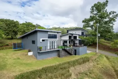 Stunning Modern Hillside Home in Gated Hacienda Natura, Naranjo, Alajuela 1