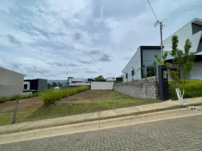 207 m² Lot in Grecia, Alajuela: Build Your Dream Home in a Prime Location 5