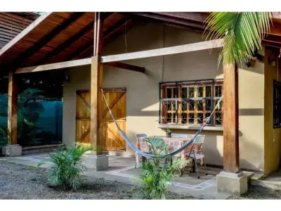 Hermosa casa totalmente equipada en Playa Hermosa 1