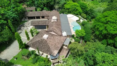 Tuscan-Style Luxury with Breathtaking Views, Privacy, and Sophistication 5