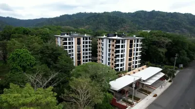 Scenic 2BR/2BA Apartment with Ocean and Mountain Views 3