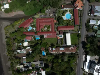 Beautiful Lot a few meters from the beach 4
