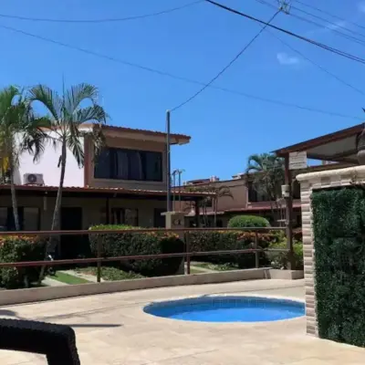 Apartamento asequible en Jacó, dentro de una comunidad cerrada y segura: una inversión ideal en Costa Rica. 1
