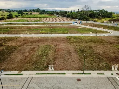 Lote en venta en Grecia – ubicación estratégica y alta plusvalía 2