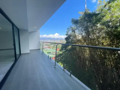 Sale – Luxury Apartment in Escazú 2