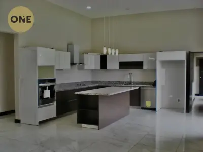 Modern House in Residencial, Real Cariari 2
