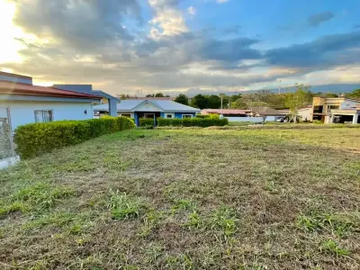 Ideal 200sqm Land Plot in Condominium Altabrisa, Grecia, Alajuela - Build Your Dream 4