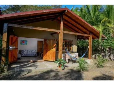 Hermosa casa totalmente equipada en Playa Hermosa 4