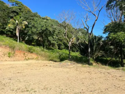 Magnifique terrain avec vue sur l'océan au cœur de Santa Teresa 3