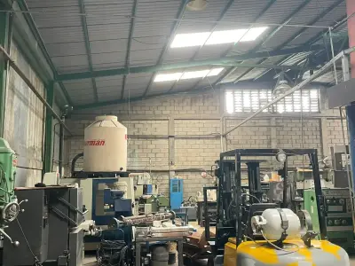 For SALE: Industrial Warehouse in Desamparados 4