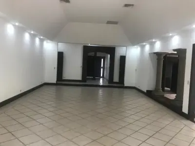 Venta / Hermosa Casa en Condominio, Lindora, Pozos, Santa Ana, San José 3