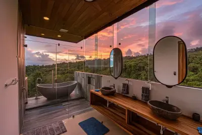 Brand New Luxury Oceanview Oasis in Bahía Ballena, Costa Rica - 5 Beds, Infinity Pool, Sunset Views 4