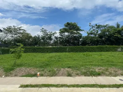 Lots for Sale in Gated Community 3