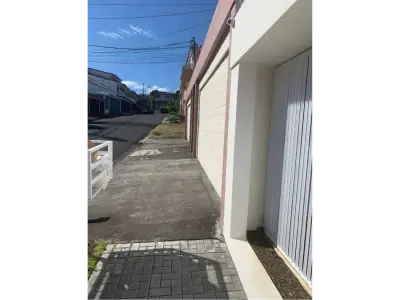 Se Vende Vendo Casa Favorita En Rohrmoser 4