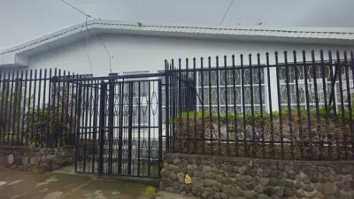 Charming 3-Bedroom Home in Desamparados, San José with Patio and Garden 3