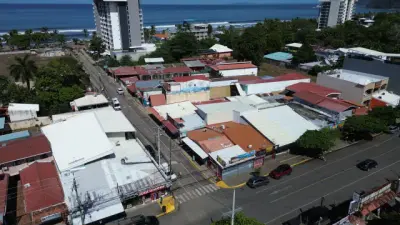 First-Line Commercial Space in Jacó, Puntarenas: High Visibility & Coastal Lifestyle 3