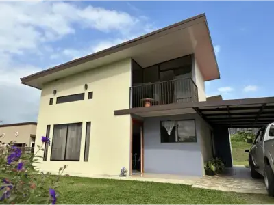 House in La Abundancia, San Carlos 2