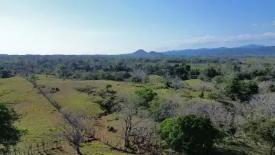 Exceptional 32-Hectare Finca for Sale Near Santa Teresa, Costa Rica – $12.50/m² 3
