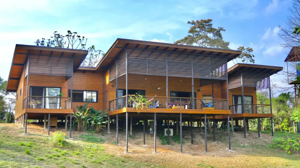 2_skyhouse